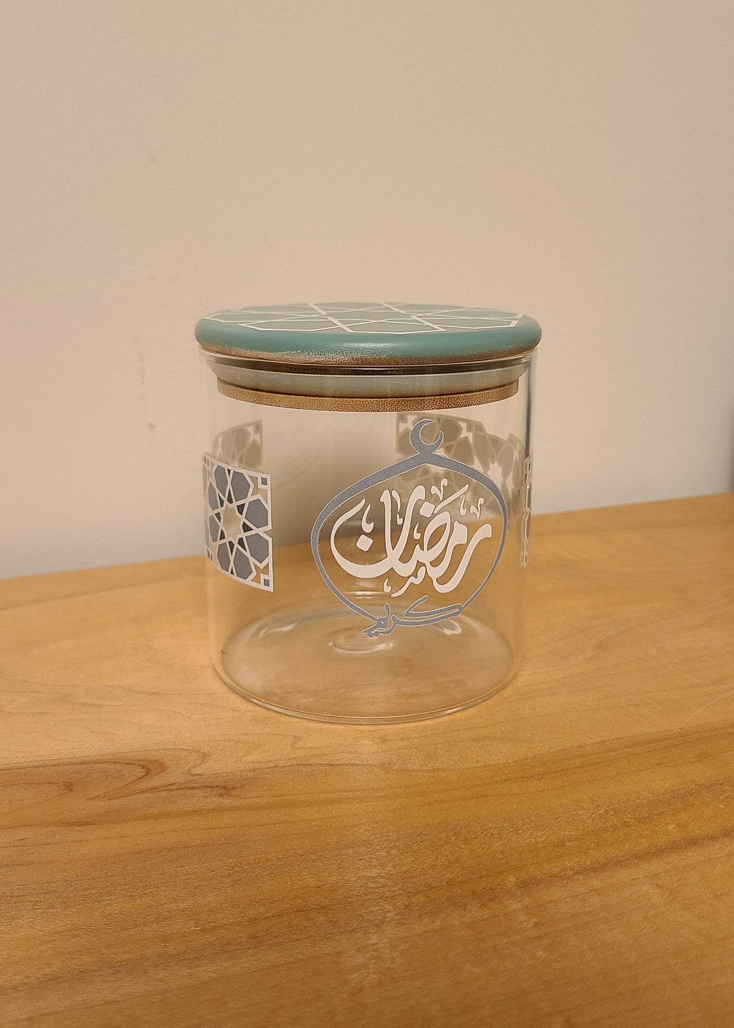 Saheteen Glass Storage - sleekkut